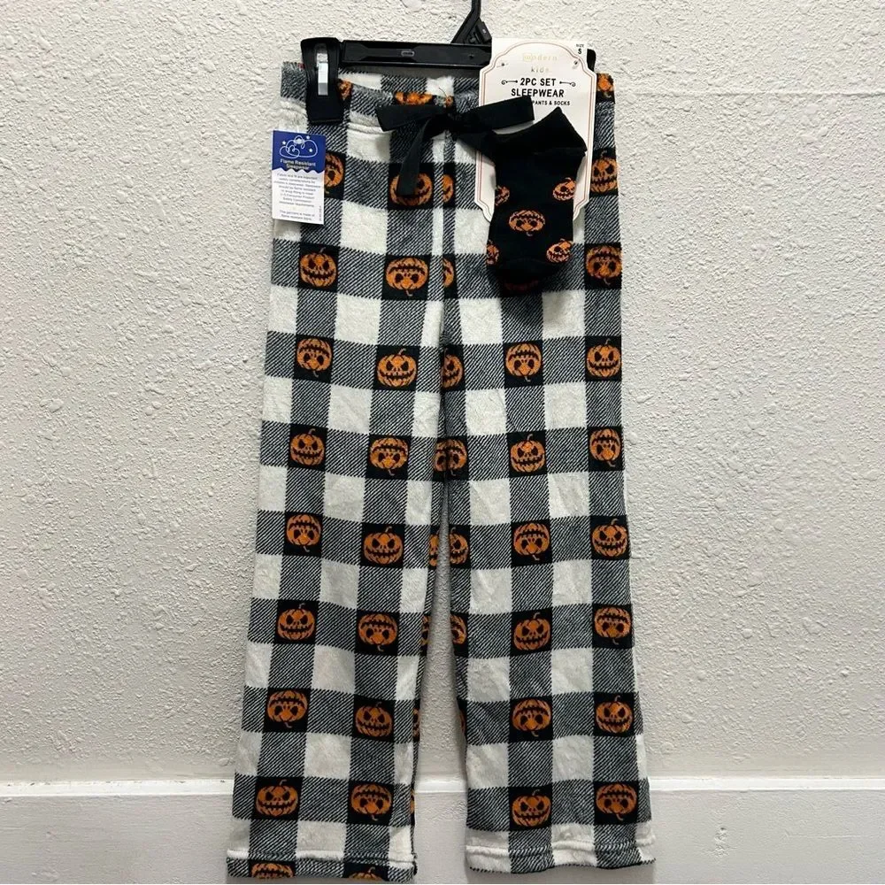 Modern Kids Lux Plush Halloween Pajama Pants with Socks NWT Unisex Small